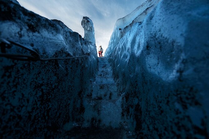 2-Day Ice Cave & South Coast: Glacier Hike and Glacier Lagoon - Day 1: Troll stops, then the South Coast waterfall circuit