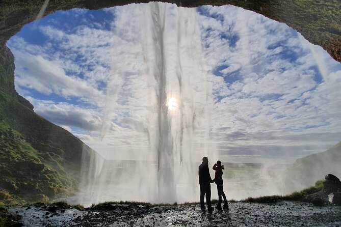 2-Day South Coast w/Glacier Hike & Jokulsarlon - Small Group Tour - Day 1: Hot River Rift Valley Vibes, Waterfall Caves, and Solheimajökull
