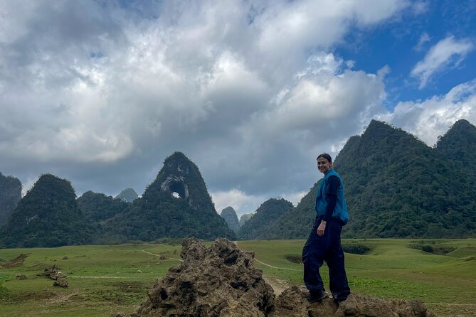 2 Days Motorbike Tour Ban Gioc Waterfall & Mt. Angel Eye Hike - Day 2: Nguom Ngao (Tiger Cave) first, then Ban Gioc raft time