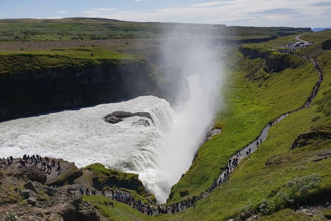 3 Day Tour Jokulsarlon - Golden Circle - South Coast - Glacier Hike - Boat Tour - Getting the right gear for glacier ice and ocean spray