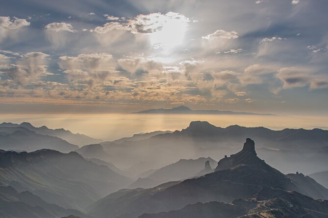 3-Hour Hiking Experience in Roque Nublo - The main event: the Roque Nublo loop, picnic, and the base view