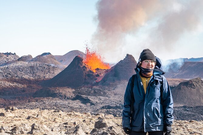 4-Day Iceland: Golden Circle, South Coast, Volcano Hike & Northern Lights - Group size and guiding style: small bus, big payoff