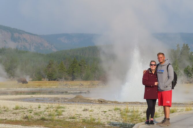 6-Mile Geyser Hiking Tour in Yellowstone with Lunch - The Walk Itself: 6 Miles, 500 Feet, and a Real Time Commitment