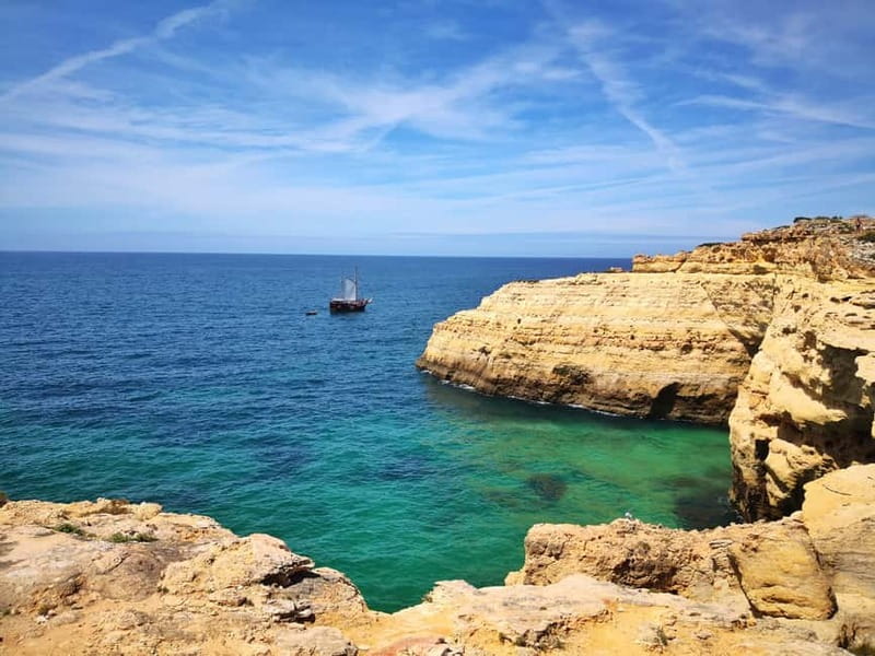 Albufeira, Olhão, Faro : Seven Hanging Valleys Guided Hiking - Who leads you: Nuno’s coastal explanations and Sandra’s welcome treats