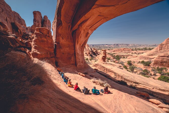 Arches Full Day Private Tour & Hike - Devils Garden: choose all or part of the loop