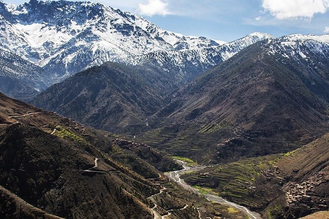 Atlas Mountains Guided Day Hike - Tizi Oussem lunch at 2,500m: when your body finally says thank you