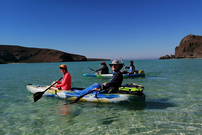 Balandra & Tecolote: hike, kayak and snorkel in paradise - Kayaking in Balandra Bay: tandems, life jackets, and wind reality