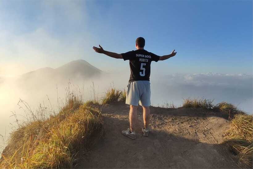 Bali: Mount Batur Sunrise Hike Including Transfer & All Cost - The Descent: Loose Gravel Rules and Shoe Advice