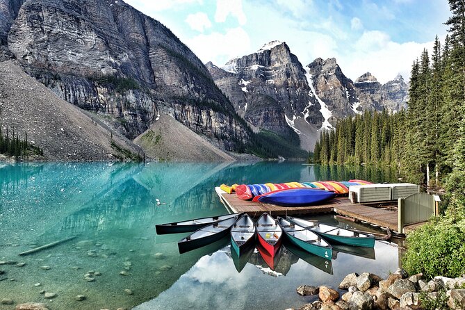 Banff/Canmore Moraine Lake & Lake Louise– Hike, Canoe or Sightsee - Photo timing and avoiding the head-for-the-exit feeling