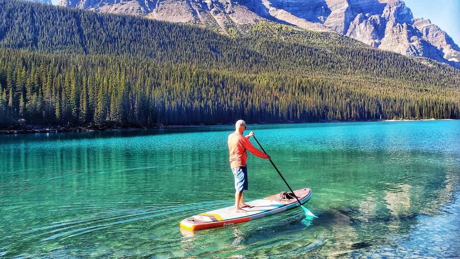 Banff/Canmore Moraine Lake & Lake Louise-Hike/Canoe/Sightsee - Your Moraine Lake Choice: Hike-and-Tea vs Rockpile Views