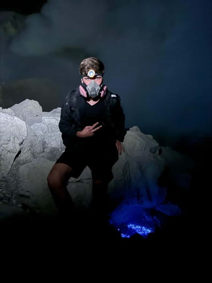 Banyuwangi : Mt Ijen Hike, Blue Fire & Panoramic Lake Guided - Should you book this Mount Ijen blue fire guided tour?