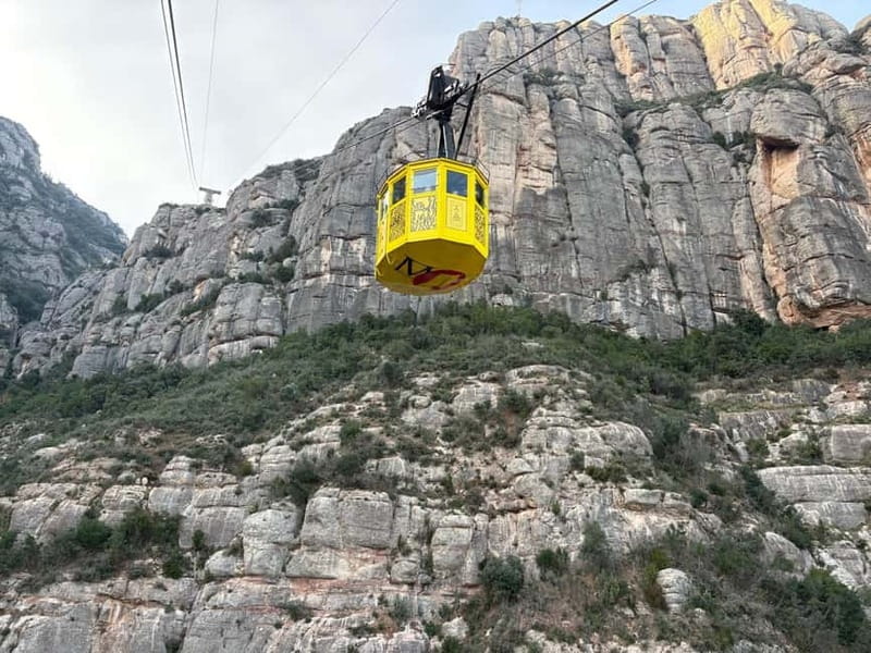 Barcelona: Early Morning Montserrat Trip with Abbey and Hike - The free time window: breakfast, linger, and reset before the hike