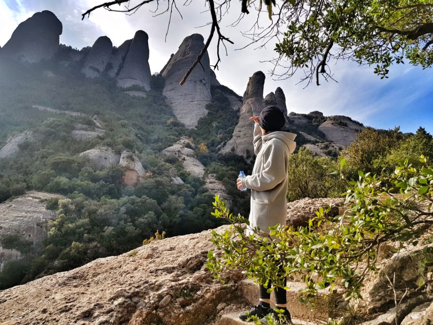 Barcelona: Montserrat Hiking Experience and Monastery Visit - Catalan culture in motion: stories you’ll remember at the monastery