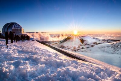 Big Island GOAT Experience: Mauna Kea Summit, Sunset & Stars - Stargazing with a laser pointer and a professional telescope
