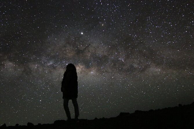 Big Island GOAT Experience: Mauna Kea Summit, Sunset & Stars - What’s included (and what you should bring anyway)