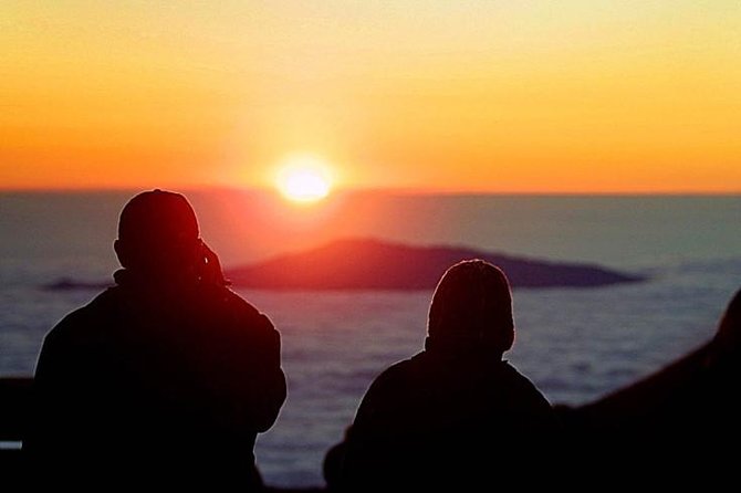 Big Island: Mauna Kea Summit and Stars Small-Group Adventure Tour - The hot cocoa and “second viewing” at a lower elevation