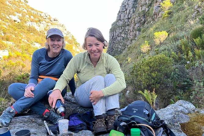 Breathtaking Table Mountain Guided Hike - Off the Beaten Track! - Santie Gouws: where the plants and rocks become part of the hike