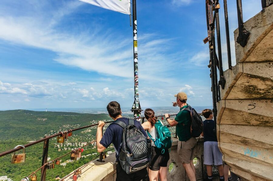 Budapest: Buda Hills Guided Hiking Tour with Optional Lunch - Lunch mid-hike: the optional Hungarian langos stop (and when it’s worth choosing)