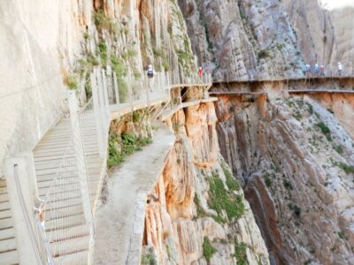 Caminito del Rey: Guided Hiking Tour with Entrance Tickets - From North Access to your first steps: how the hike starts