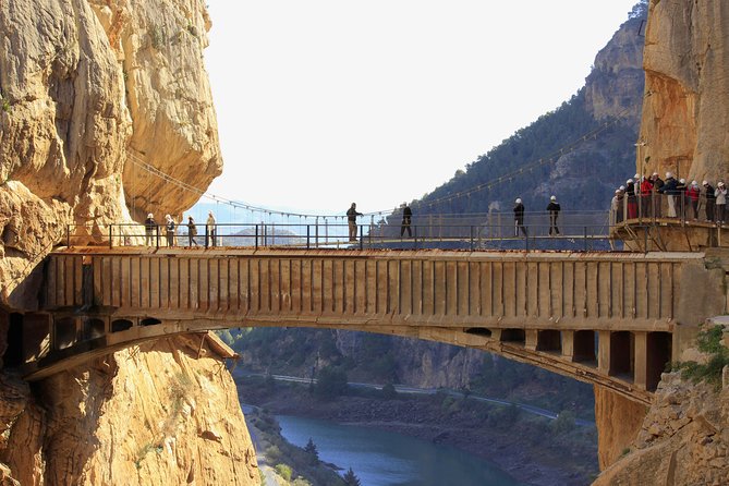 Caminito del Rey Hike from Seville - Meeting at Jardines de Murillo and the rhythm of a 10–12 hour day
