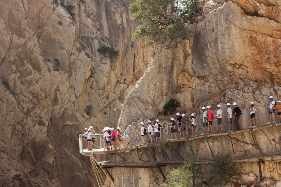 Caminito del Rey: Trekking Tour with Hiking Guide - Why the Caminito del Rey feels like a high-wire movie set