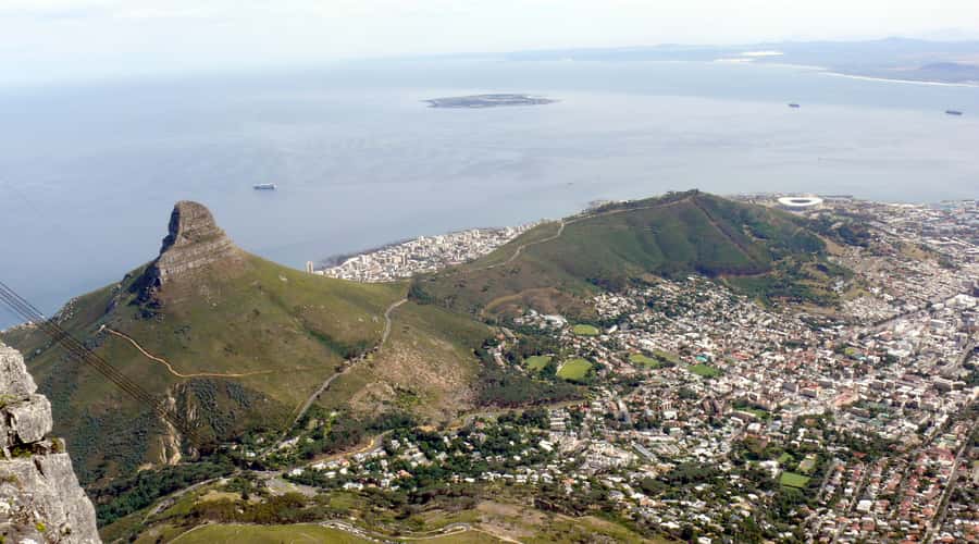 Cape Town: Lion's Head Sunrise Hike - The Views From 670 Meters: What You’ll Actually Spot
