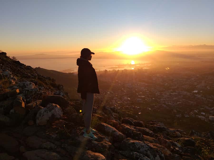 Cape Town: Lion's Head Sunrise Hike - Guide Support and Small-Group Pace (Max 10)