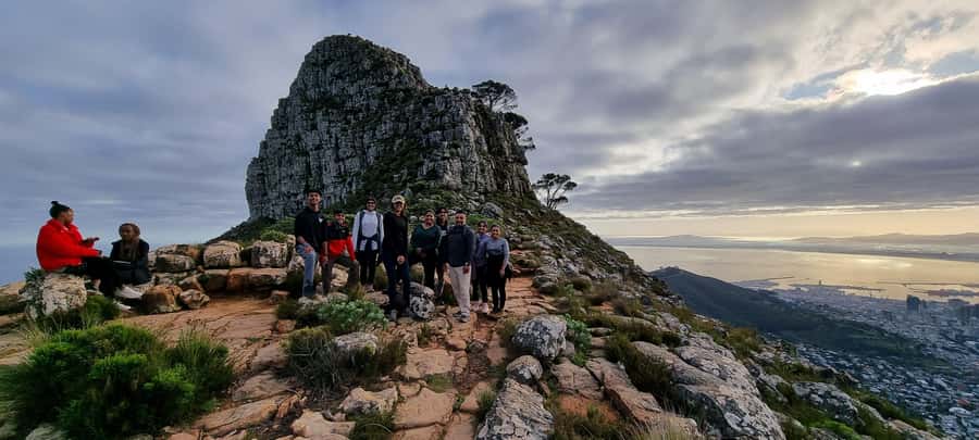 Cape Town: Lion's Head Sunrise or Sunset Guided Hike - Key highlights at a glance