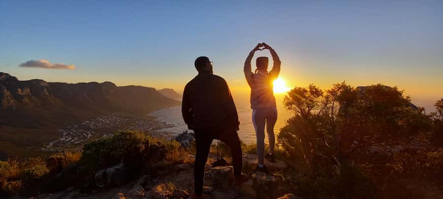 Cape Town: Lion's Head Sunrise with coffee or Sunset Hike - Why Lion’s Head Sunrise or Sunset Feels Like a Shortcut to Real Cape Town