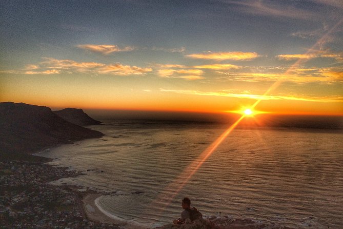 Cape Town: Lion's Head Sunset Hike - The sunset rhythm: climbing, pausing, and watching the light change