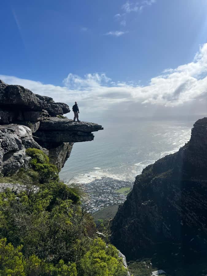 Cape Town: Table Mountain Hike with an Experienced Guide - Choosing your route: Platteklip Gorge, India Venster, Skeleton Gorge, or Kasteelspoort