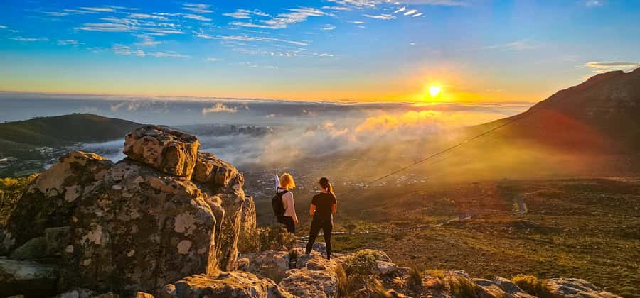 Cape Town: Table Mountain Hike with an Expert Guide - Your Expert Guide: The Difference Between Getting Lost and Getting Stories