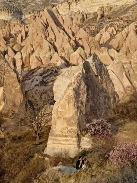 Cappadocia: Sunset Rose Valley Hiking Tour - The 2-hour walking route: Göreme meet-up to cave churches in Rose Valley