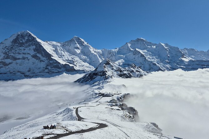 Cheese and chocolate on mountain summit - First stop: getting to Männlichen (and finding Weronika)