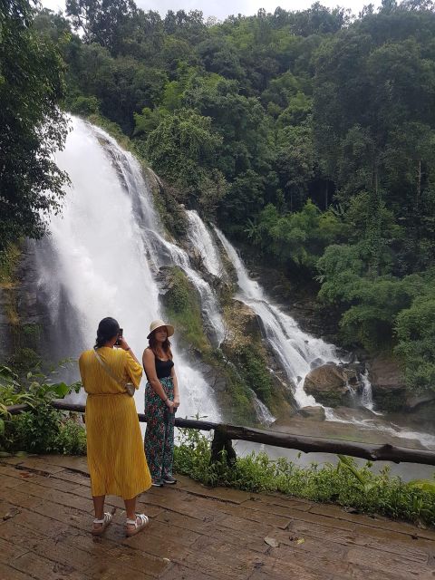 Chiang Mai: Doi Inthanon Park Day Trip with Kiw Mae Pan Hike - Lunch and the Midday Reset: Real Food Helps on a Full Day