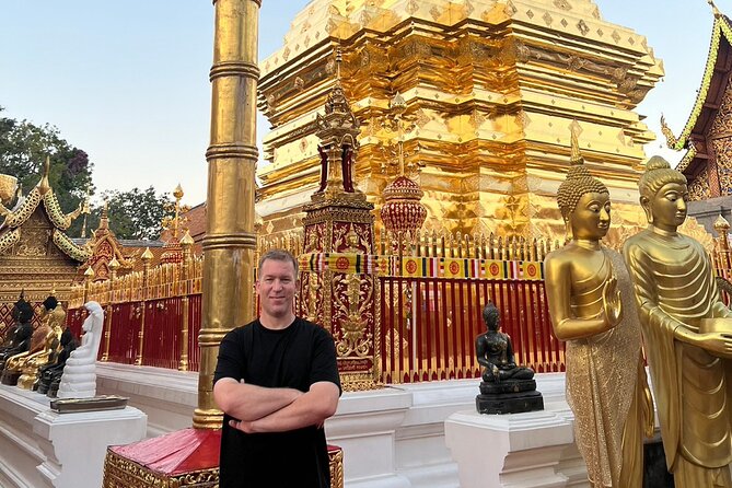 Chiang Mai - Doi Suthep Temple & Wat Pha Lat Hike - Wat Phra That Doi Suthep: the dragon staircase and gold chedi moment