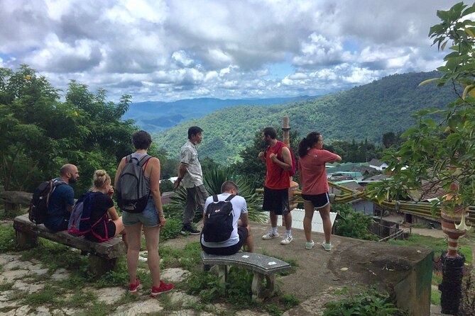 Chiang mai Hike & Downhill Bike Adventure –Suthep National Park - The downhill in Doi Suthep-Pui: adrenaline, off-road dirt, and skill checks