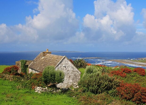 Cliffs Of Moher Hiking Tour from Doolin - Small Group - Why Doolin changes the whole Cliffs of Moher day