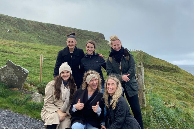 Cliffs of Moher Hiking Tour from Galway - Small Group - Doolin free time: pubs, lunch ideas, and what to do with 1.5 hours
