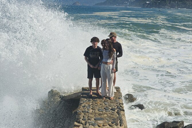 Coastal and Jungle Hiking Tour along 6 Beaches of Puerto Vallarta - Playa Colomitos: Snorkel Time and a Small-Bay Swim Stop
