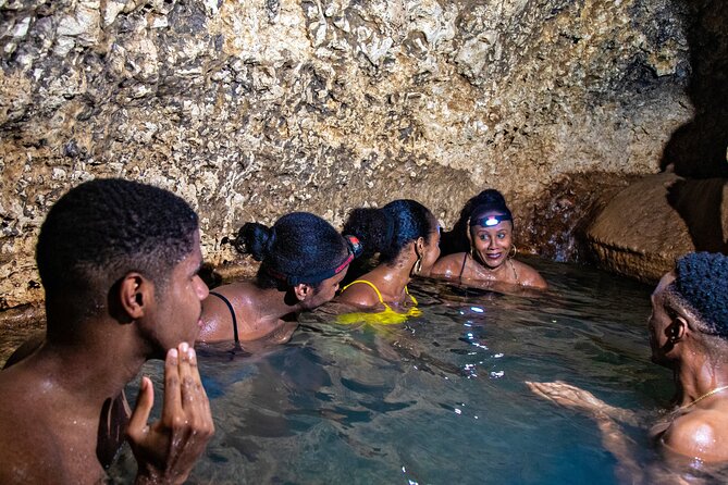Cole's Cave Hike - Why Cole’s Cave feels like real Barbados (and not a tourist walk)