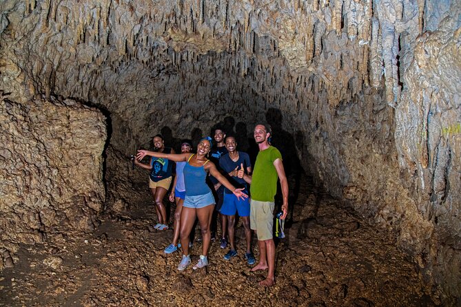 Cole's Cave Hike - The ropes-and-climb reality: what strenuous really means