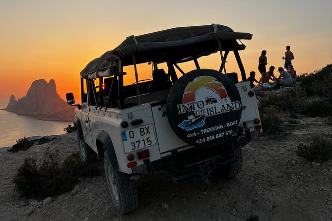 Combo : Boat, 4x4, hiking in Es Vedra for sunset - Stop 3: Guided hikes with short routes, caves, and a sunset finish