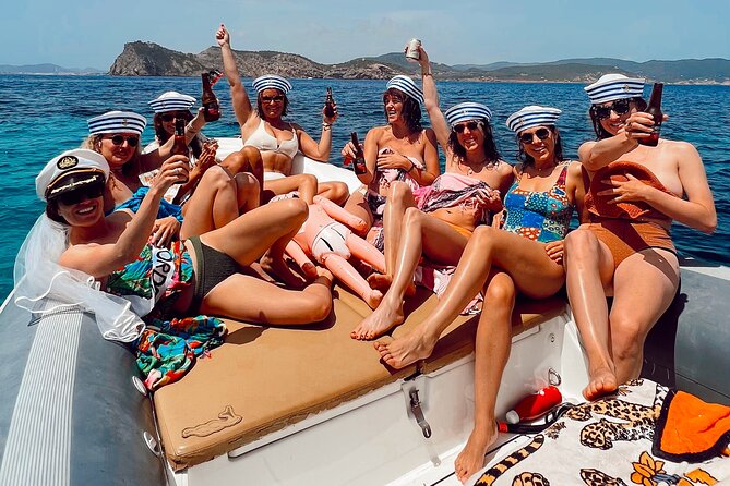 Combo : Boat, 4x4, hiking in Es Vedra for sunset - What to wear and bring (so the day feels easy)