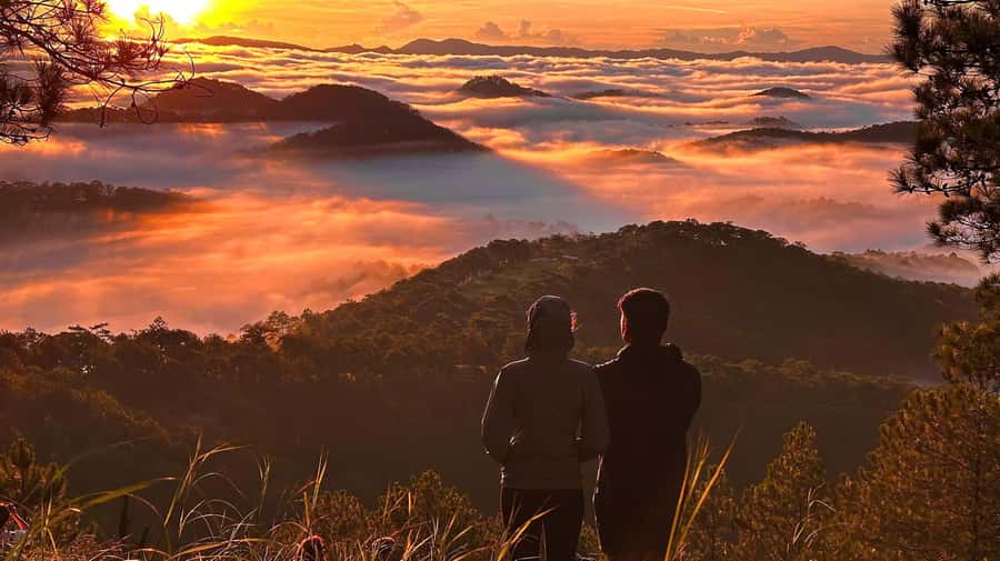 Dalat: Hiking the Mountain to observe the cloud and sunrise - Key highlights you’ll care about