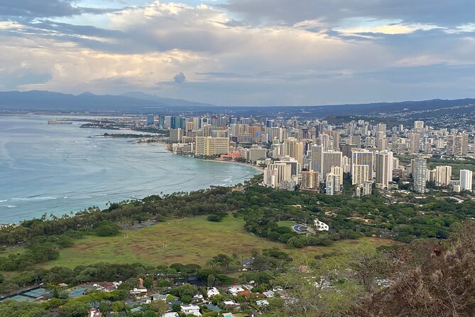 Diamond Head Hiking Tour with Ticket and Reservation Inclusion - What your guide handles on the ride