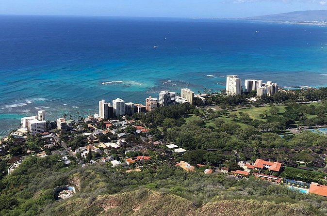 Diamond Head Hiking Tour with Ticket and Reservation Inclusion - What to bring (and what to double-check)