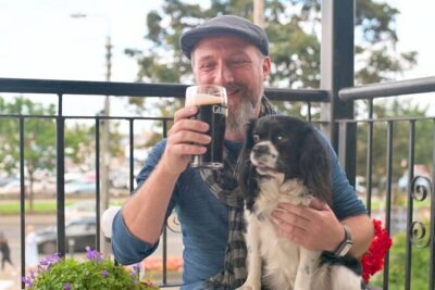 Dublin Coastal Hike, Pints & Puppies Adventure - Getting there from Dublin: train to Howth and a simple start