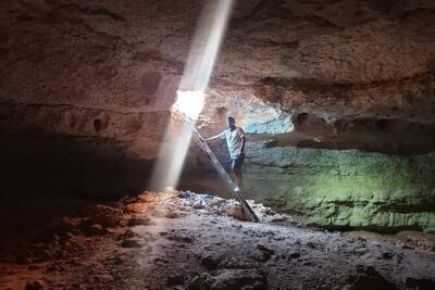 Edge Of The World Hike(Dinner under stars,village,bats cave,camp) - The ride out of Riyadh: comfort helps, but you’ll still feel the terrain