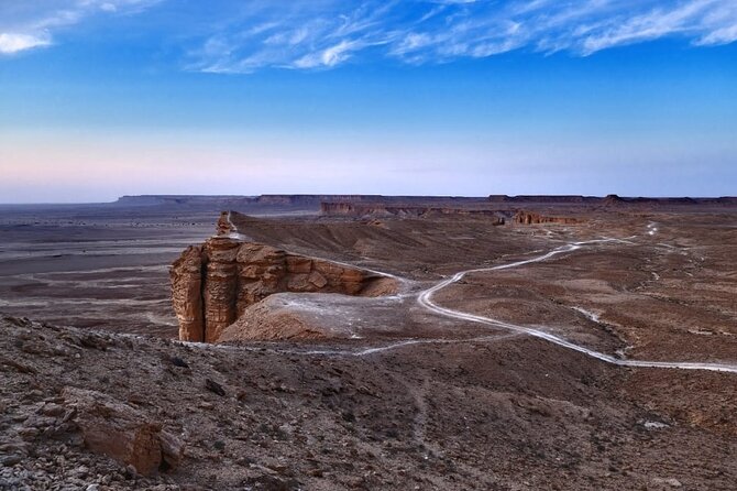 Edge Of The World Hike(Dinner under stars,village,bats cave,camp) - Guides, language, and pacing: what you’ll want to plan for